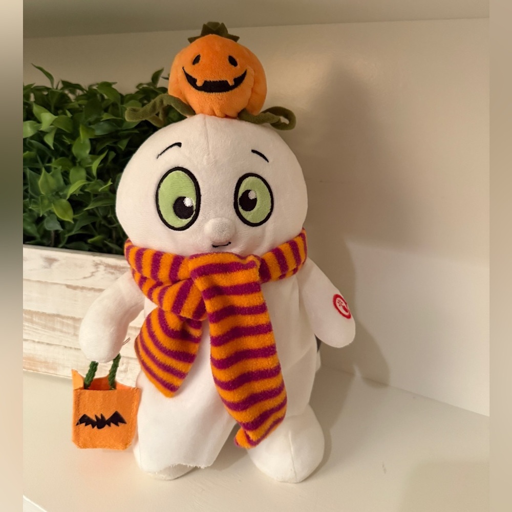 Hallmark TRICK n’ TREAT GHOST 13" Animated Singing Dancing Plush- Tested Works!!